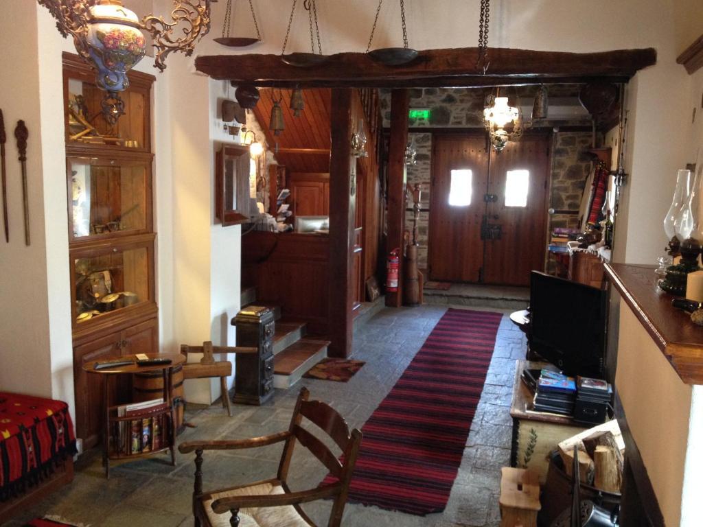 Viraggas Traditional Hotel Vrástama المظهر الخارجي الصورة