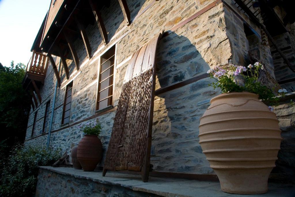Viraggas Traditional Hotel Vrástama المظهر الخارجي الصورة
